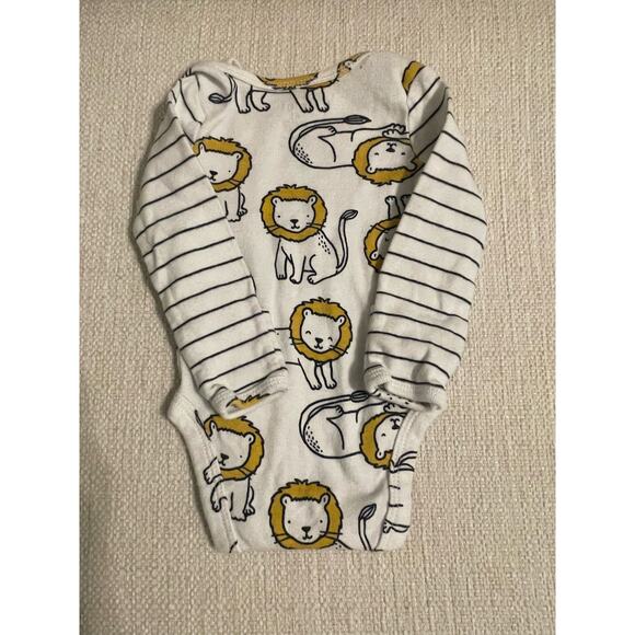 Carter’s Bundle of  4 (four) Preemie / newborn onesies. - Picture 2 of 10